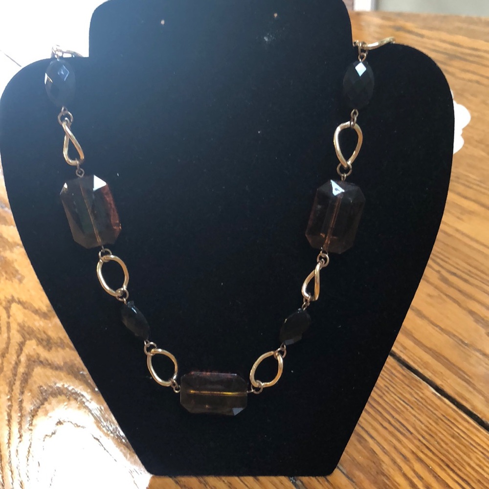 Costume jewelry  necklace, gold tone, black/brown.